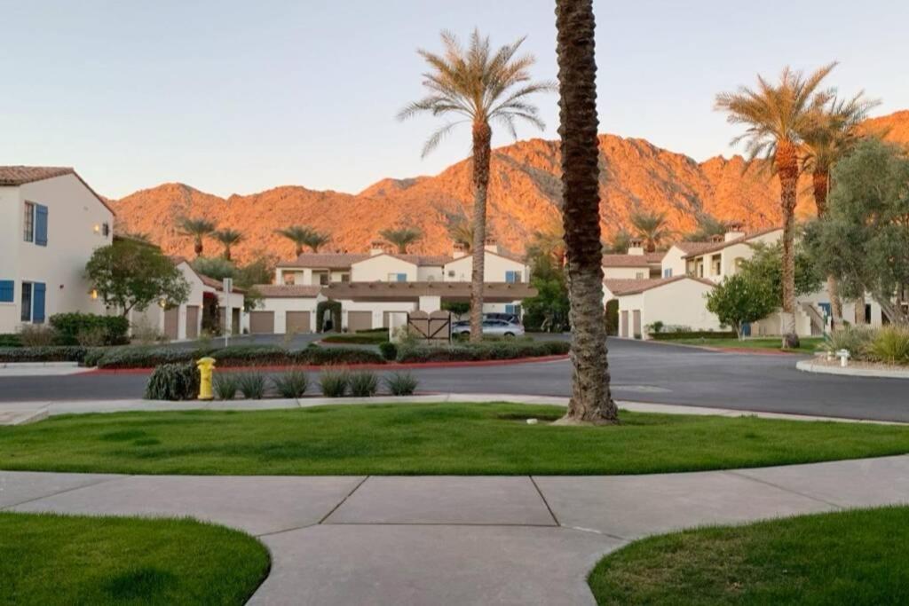 Luxurious Villa With Majestic Mountain View, 12 Pools, Spas, Ground Floor La Quinta Exterior photo